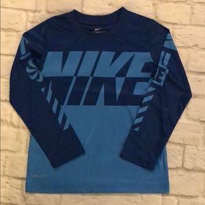 NWOT Nike long sleeve shirt. Sz 6